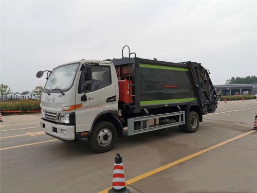 8立方江淮V7 压缩垃圾车